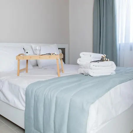 Four Princess * Agia Paraskevi (Kassandra)